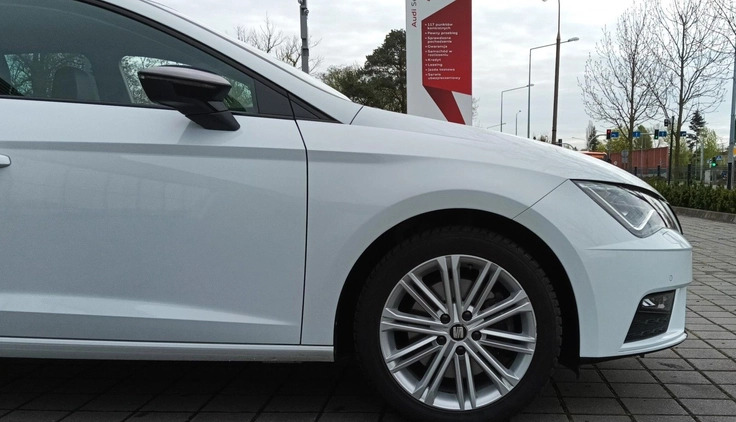 Seat Leon cena 69900 przebieg: 84818, rok produkcji 2018 z Poznań małe 562